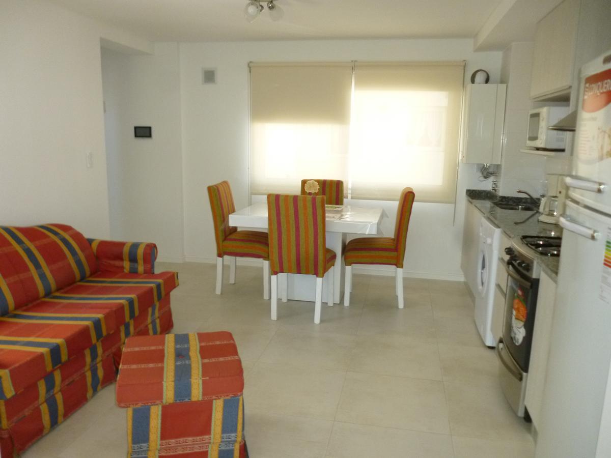 1-1/2 Amb C/balcon Soleado En Edificio Frente Al Mar Apartment Mar del Plata